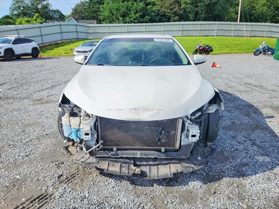 2017 TOYOTA CAMRY SE 5