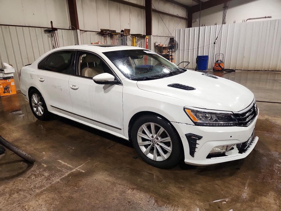 2017 VOLKSWAGEN PASSAT SEL PREMIUM 4