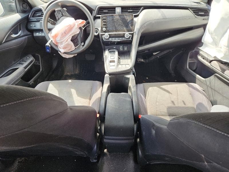 2019 HONDA INSIGHT EX 8