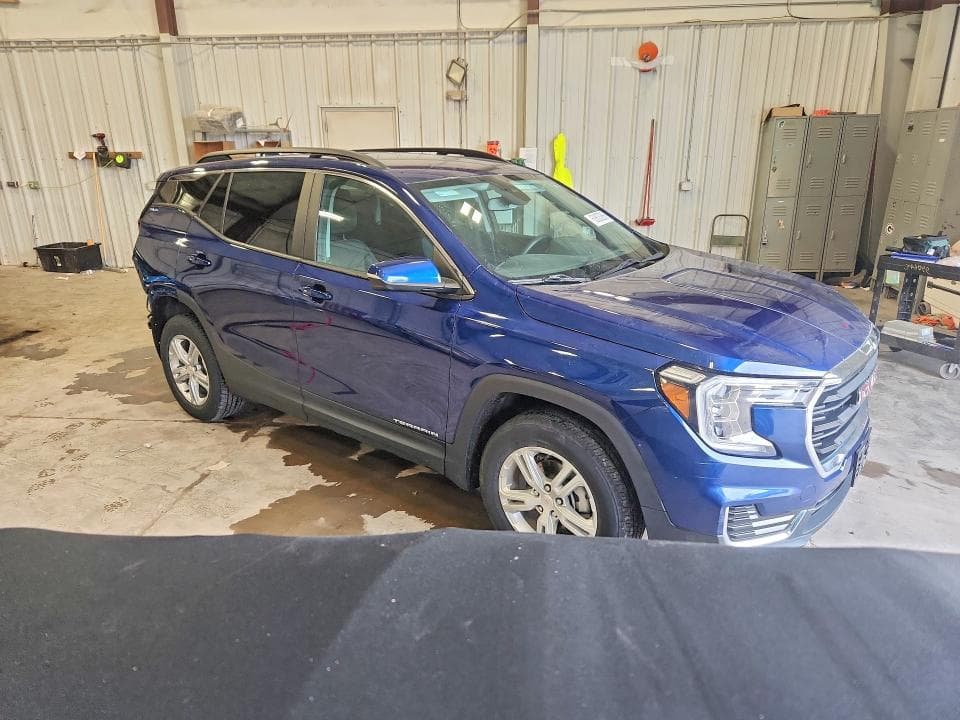 2022 GMC TERRAIN SLE 4