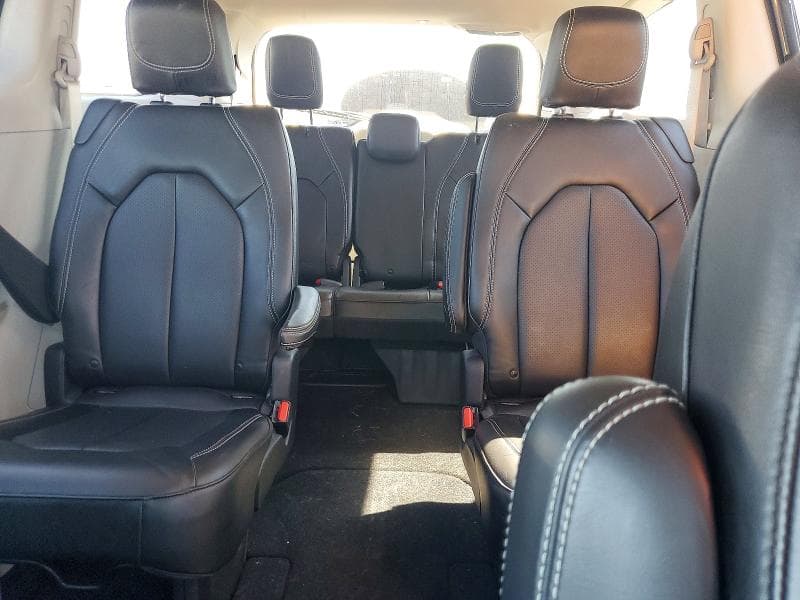 2021 CHRYSLER VOYAGER LXI 10