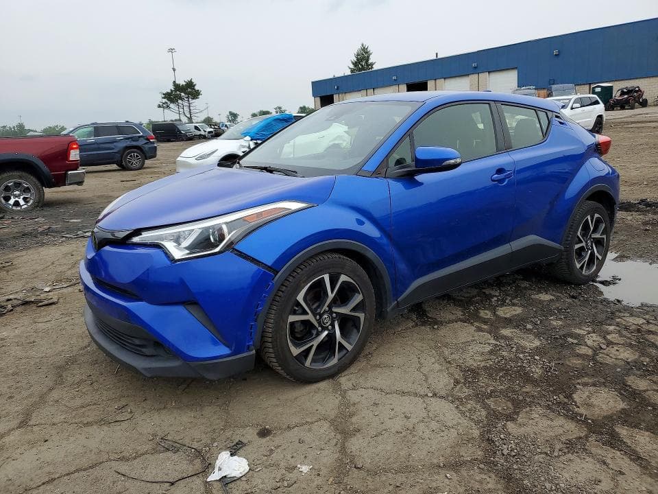 2019 TOYOTA C-HR XLE