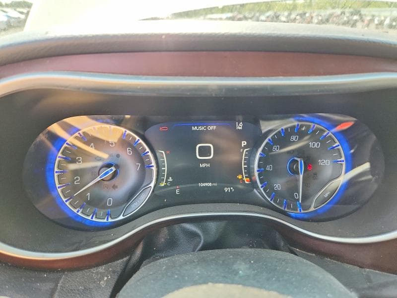 2019 CHRYSLER PACIFICA TOURING L PLUS 9