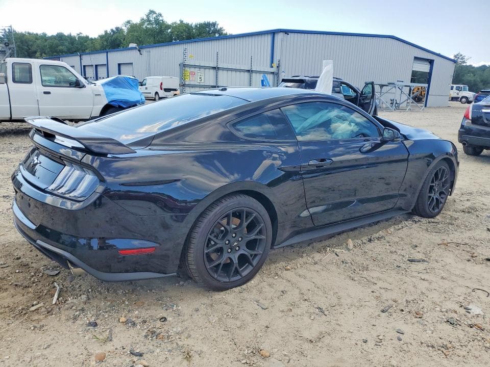 2018 FORD MUSTANG 3