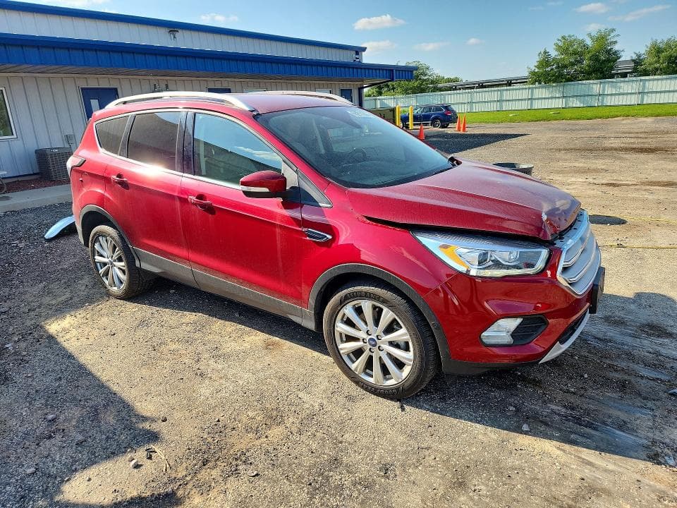 2018 FORD ESCAPE TITANIUM 4