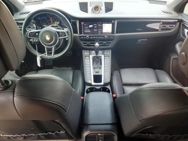 2021 PORSCHE MACAN 8