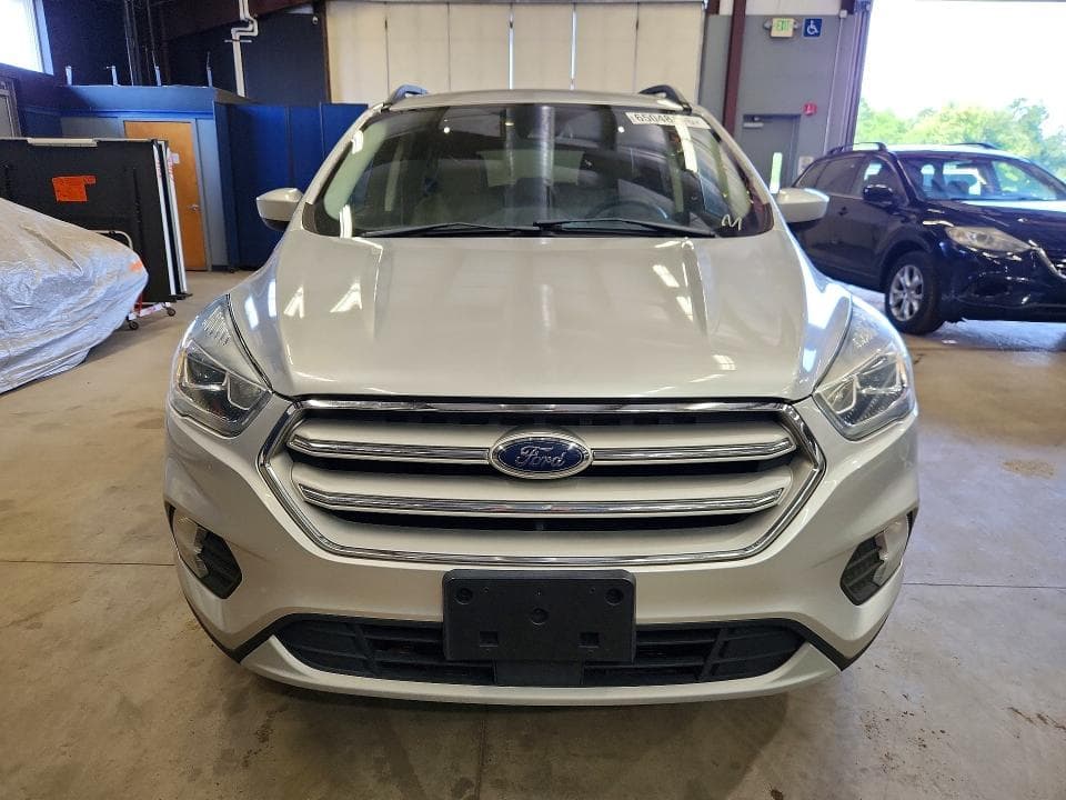 2018 FORD ESCAPE SEL 5