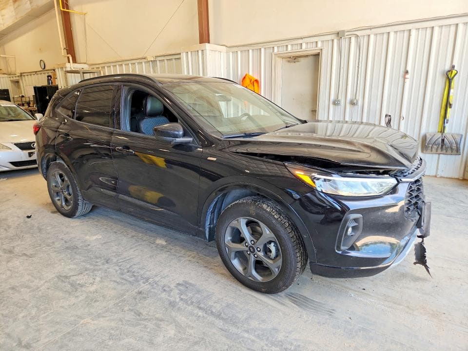 2024 FORD ESCAPE ST LINE SELECT 4
