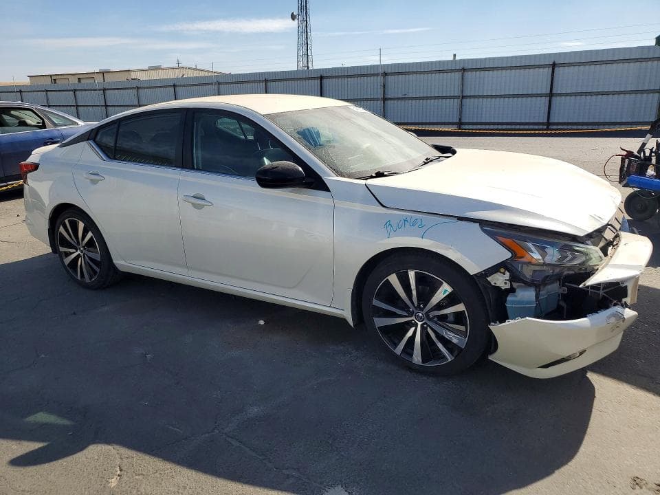 2019 NISSAN ALTIMA SR 4