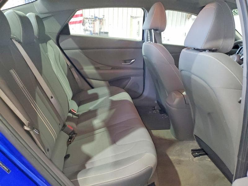 2023 HYUNDAI ELANTRA SEL 10