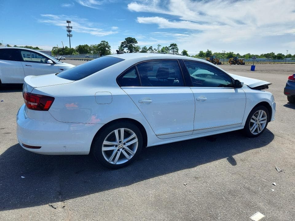 2018 VOLKSWAGEN JETTA SEL 3