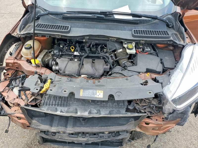 2017 FORD ESCAPE SE 12