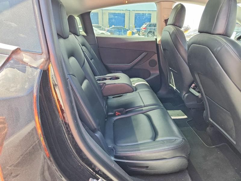 2021 TESLA MODEL Y 10