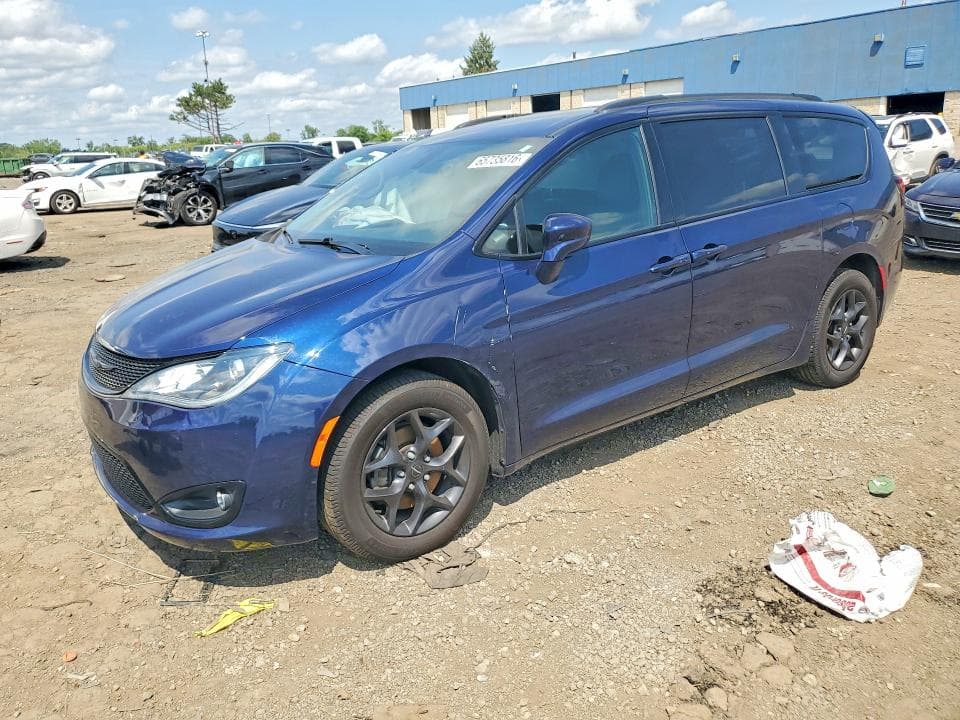 2019 CHRYSLER PACIFICA TOURING L - 1