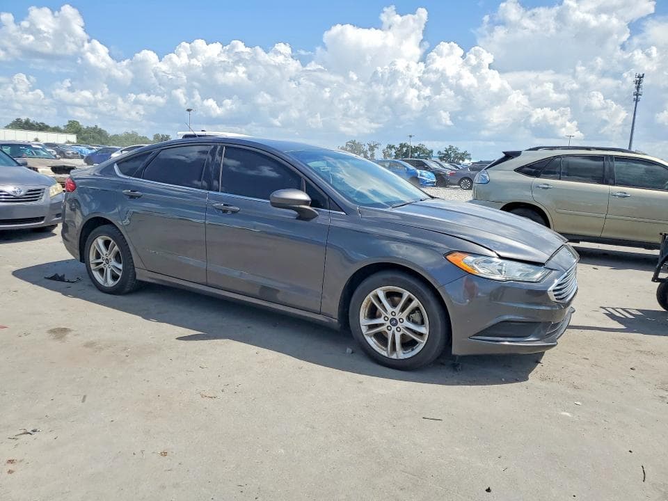 2018 FORD FUSION SE 4