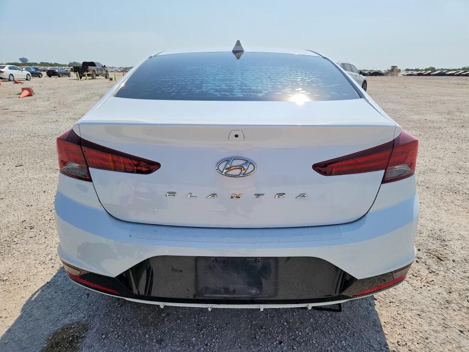 2019 HYUNDAI ELANTRA SEL 6