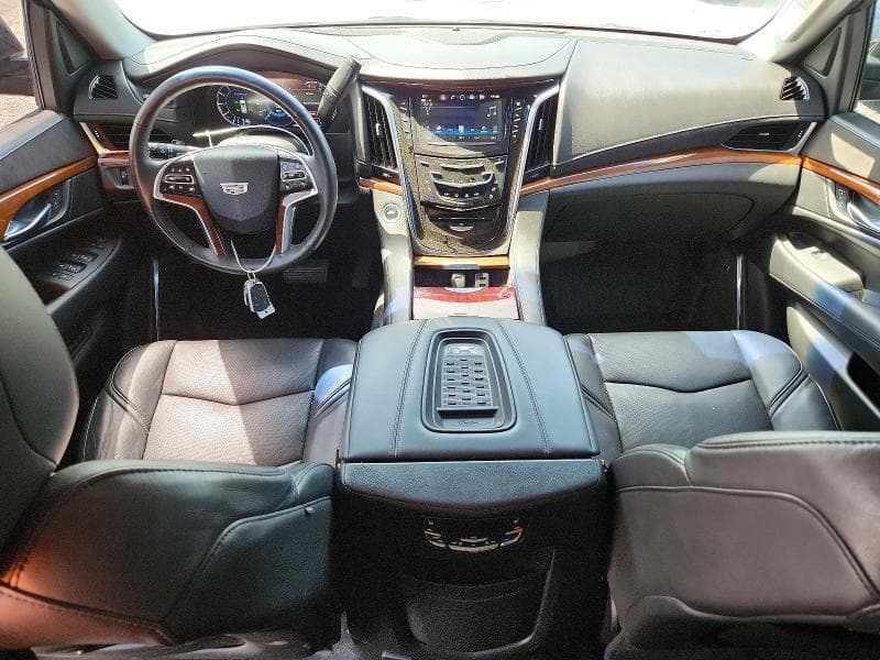 2017 CADILLAC ESCALADE LUXURY 8