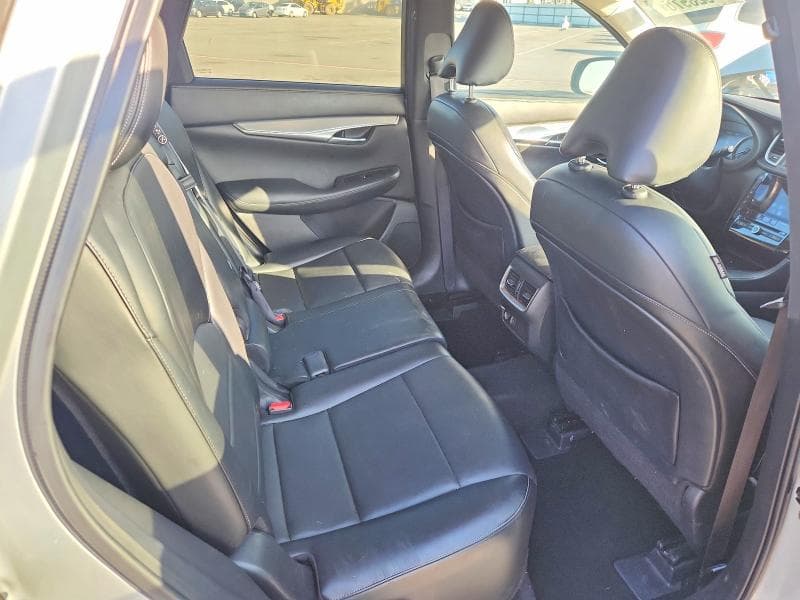2020 INFINITI QX50 LUXE 10