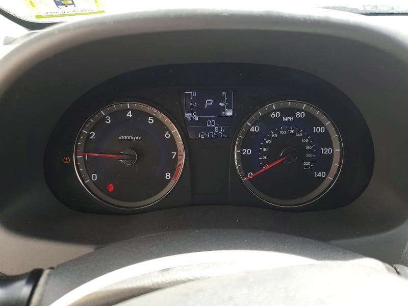 2017 HYUNDAI ACCENT SE 9