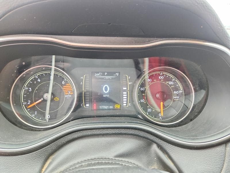 2020 JEEP CHEROKEE LATITUDE 9