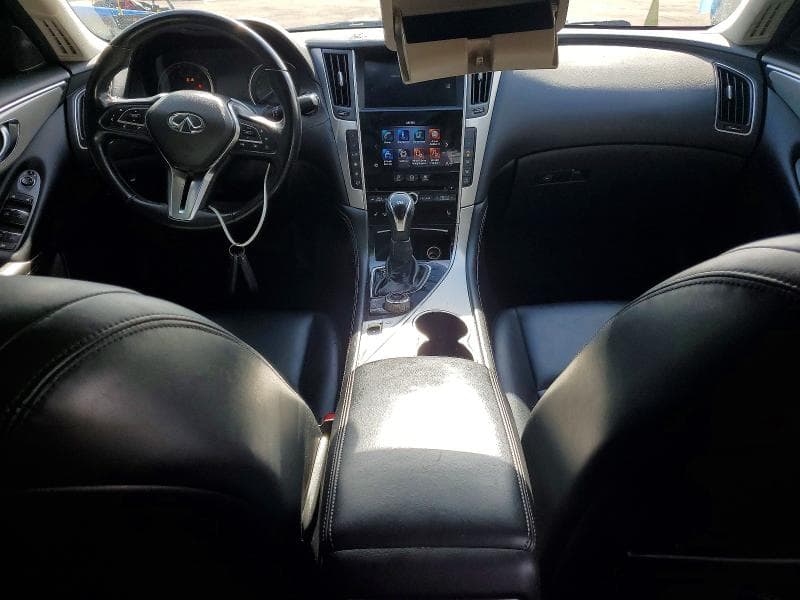 2021 INFINITI Q50 LUXE 8