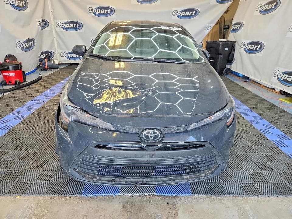 2025 TOYOTA COROLLA LE 5