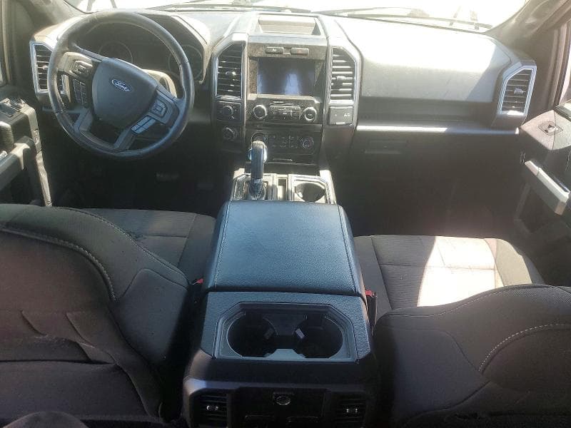 2017 FORD F150 SUPERCREW 8