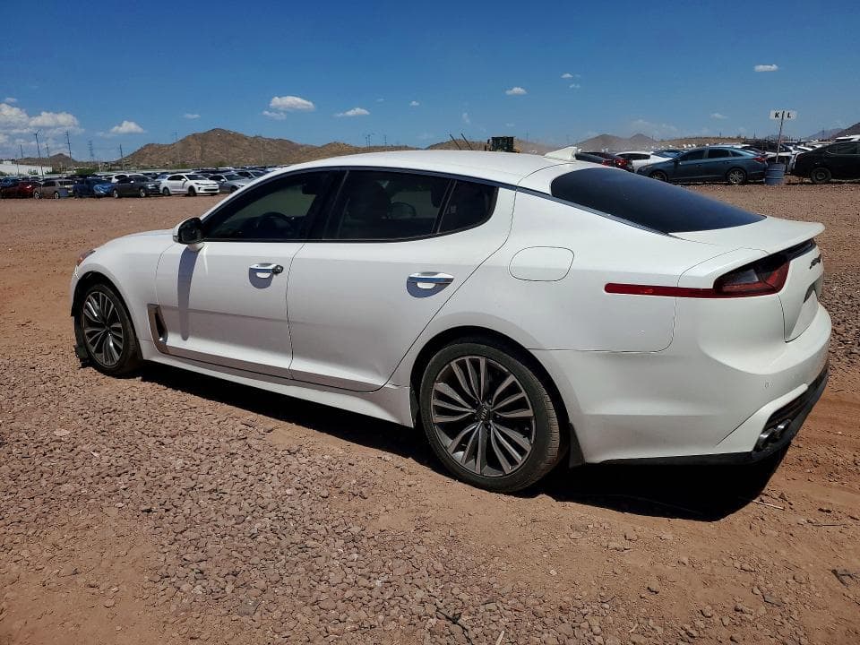 2019 KIA STINGER BASE 2