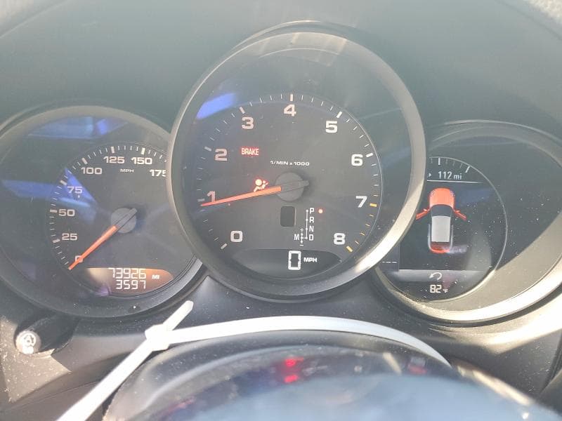 2018 PORSCHE MACAN 9