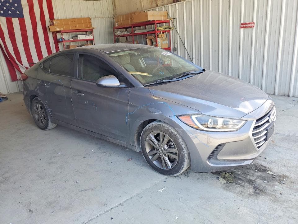 2018 HYUNDAI ELANTRA SEL 4