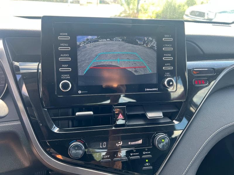 2021 TOYOTA CAMRY SE 10