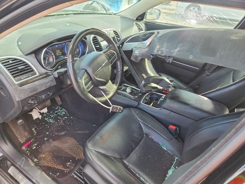 2018 CHRYSLER 300 LIMITED 8