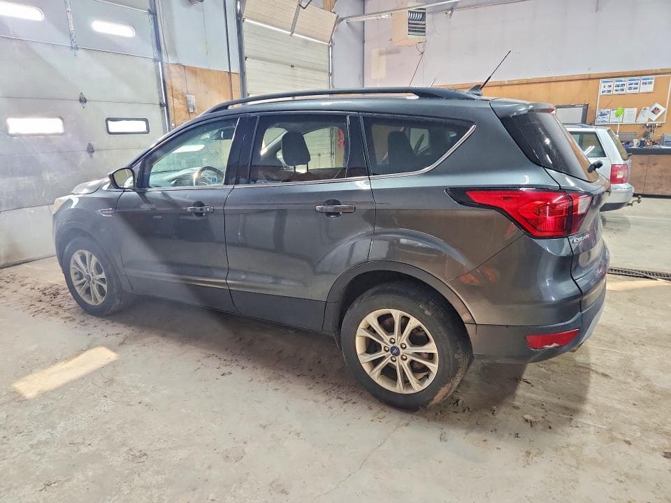 2019 FORD ESCAPE SEL 2