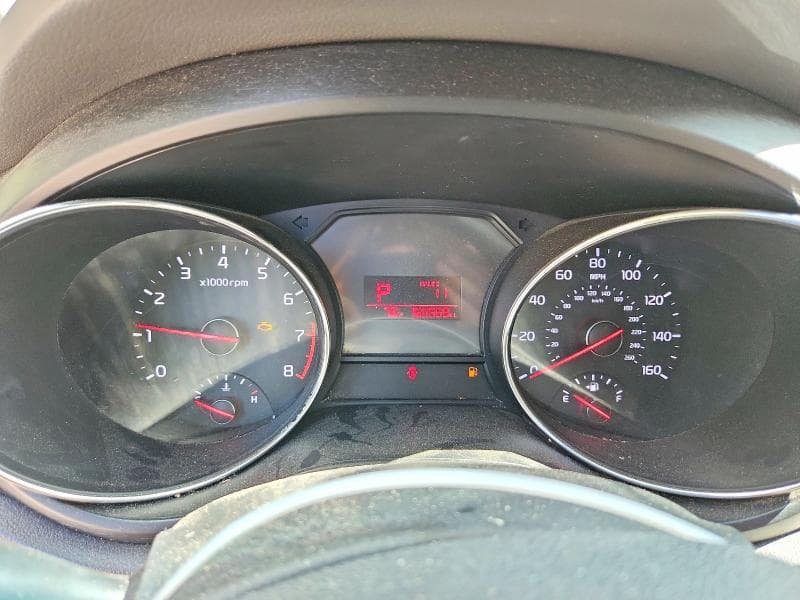 2018 KIA SEDONA LX 9