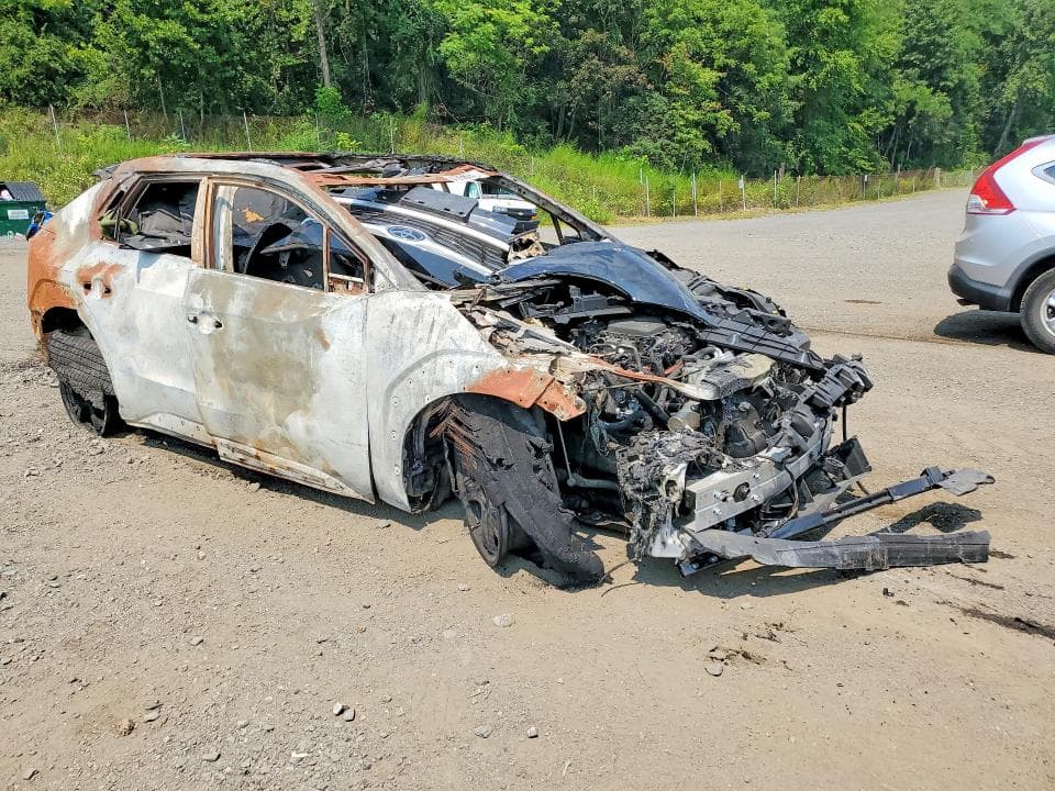2024 TOYOTA BZ4X XLE 4