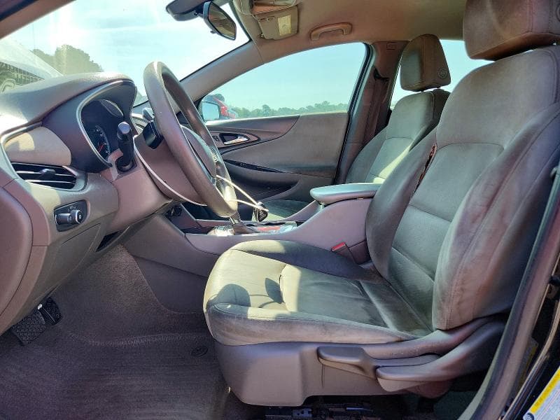 2018 CHEVROLET MALIBU LS 7