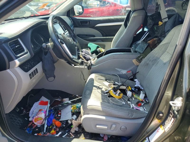 2019 TOYOTA HIGHLANDER LE PLUS 7