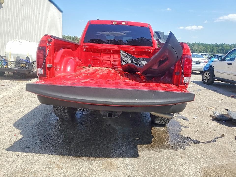 2021 RAM 1500 CLASSIC SLT 6
