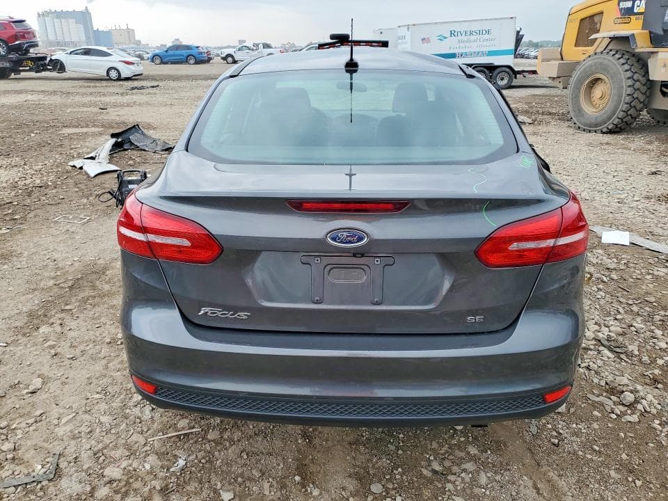 2018 FORD FOCUS SE 6