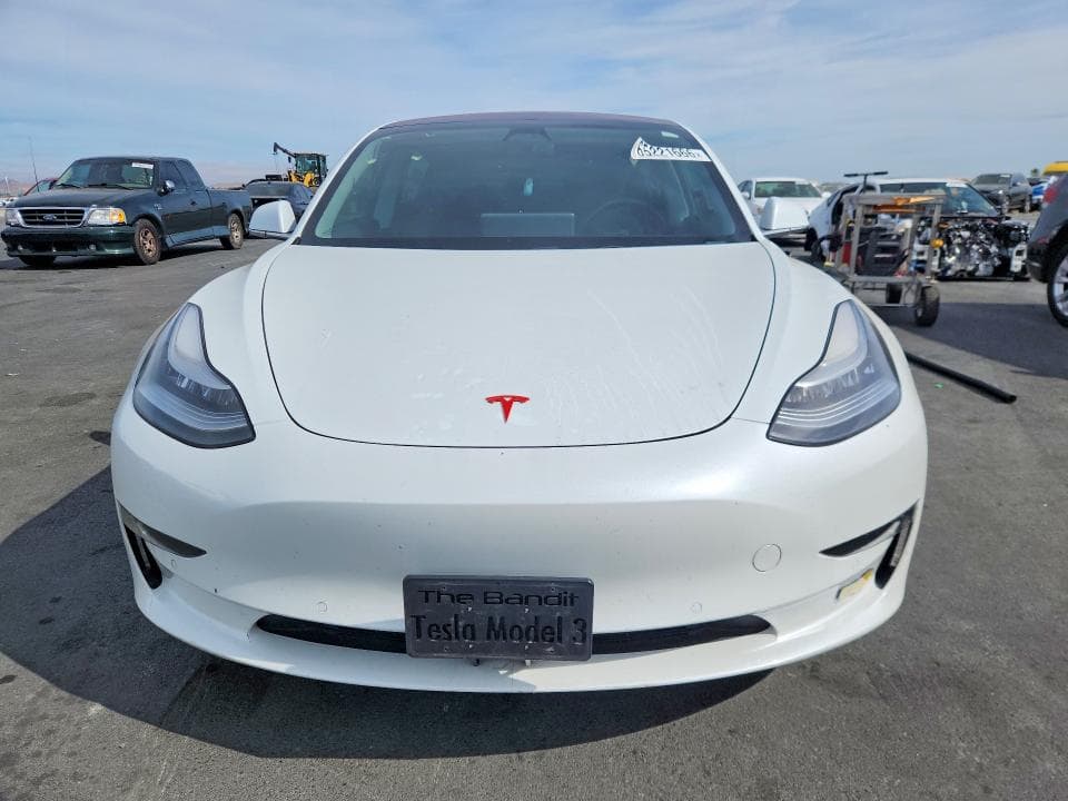2018 TESLA MODEL 3 5