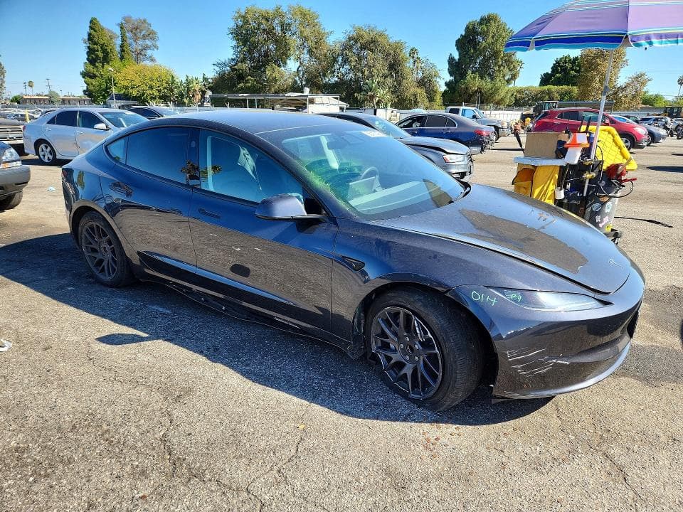 2025 TESLA MODEL 3 4