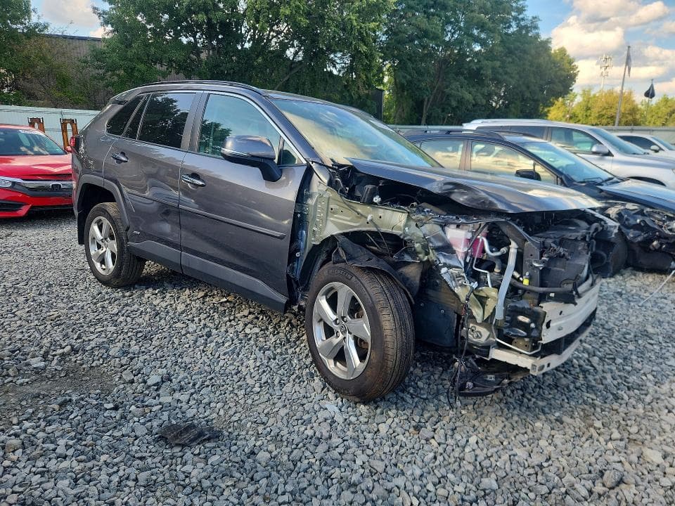 2021 TOYOTA RAV4 LIMITED 4