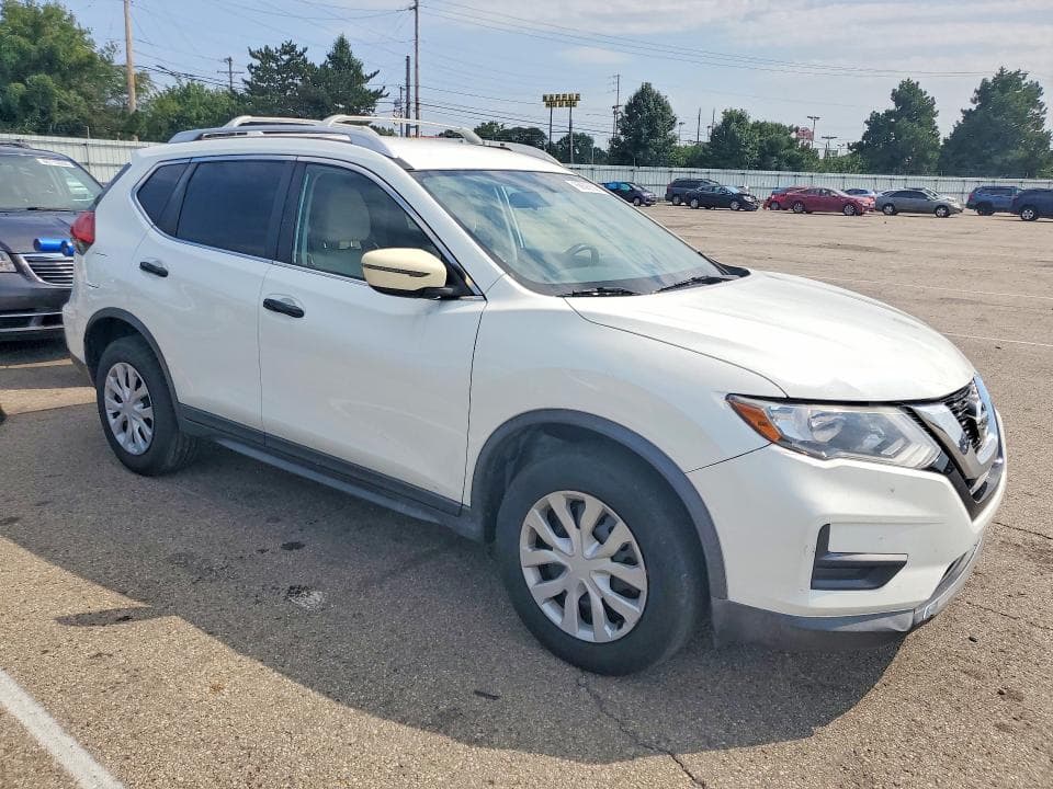 2017 NISSAN ROGUE S 4