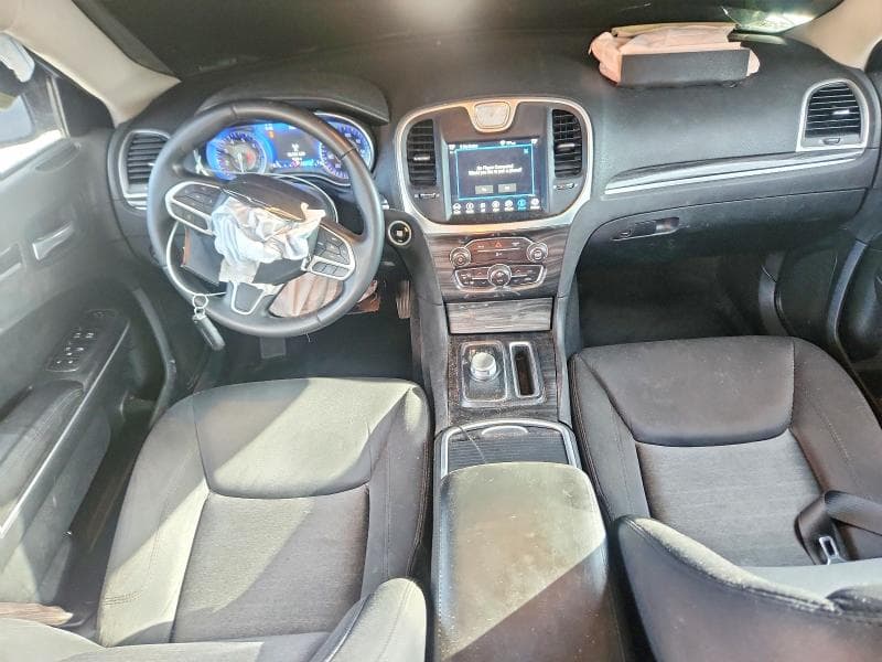 2018 CHRYSLER 300 TOURING 8
