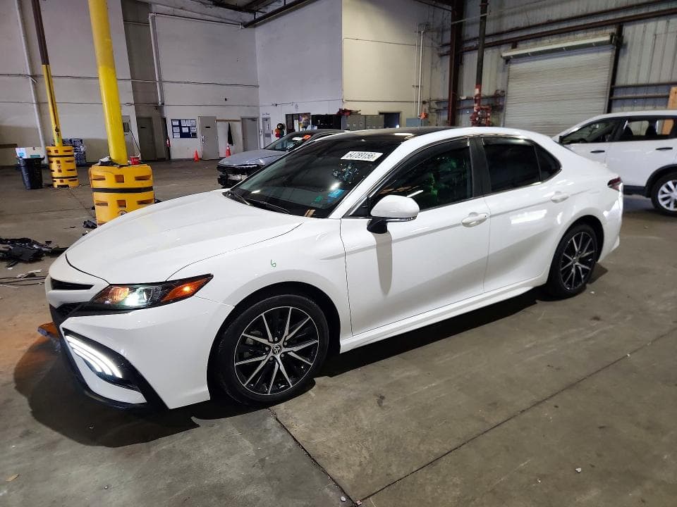2022 TOYOTA CAMRY SE - 1