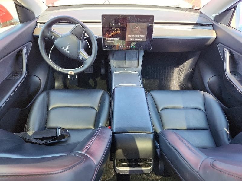 2021 TESLA MODEL Y 8