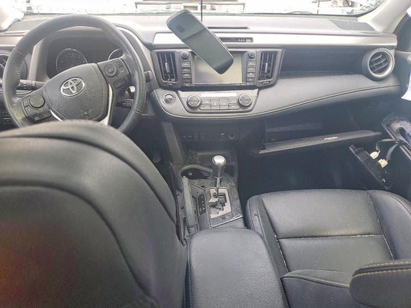 2017 TOYOTA RAV4 PLATINUM 8
