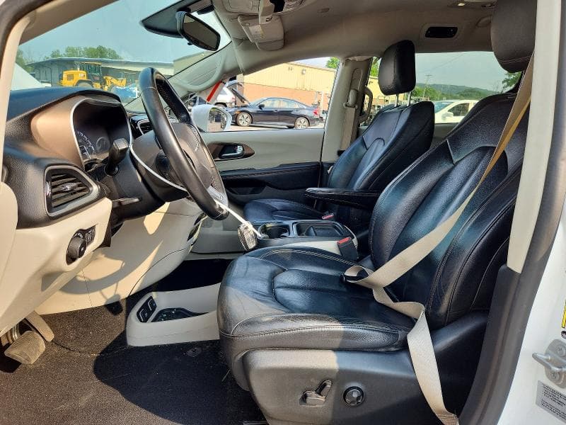 2017 CHRYSLER PACIFICA TOURING L 7