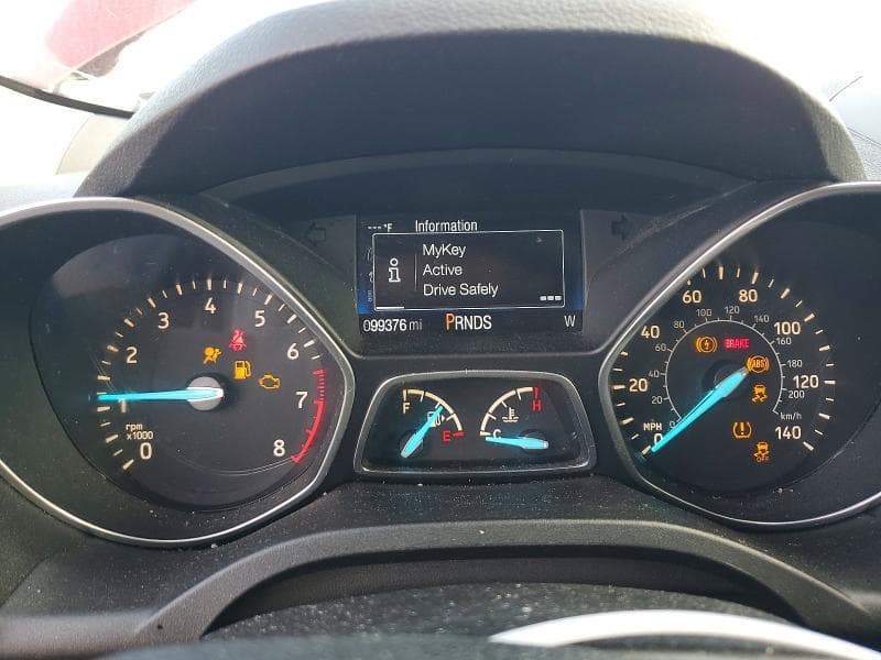 2017 FORD ESCAPE SE 9