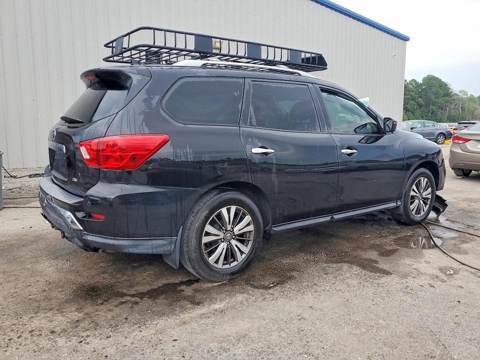 2019 NISSAN PATHFINDER SV 3